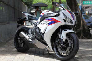 2012hondacbr1000rr001