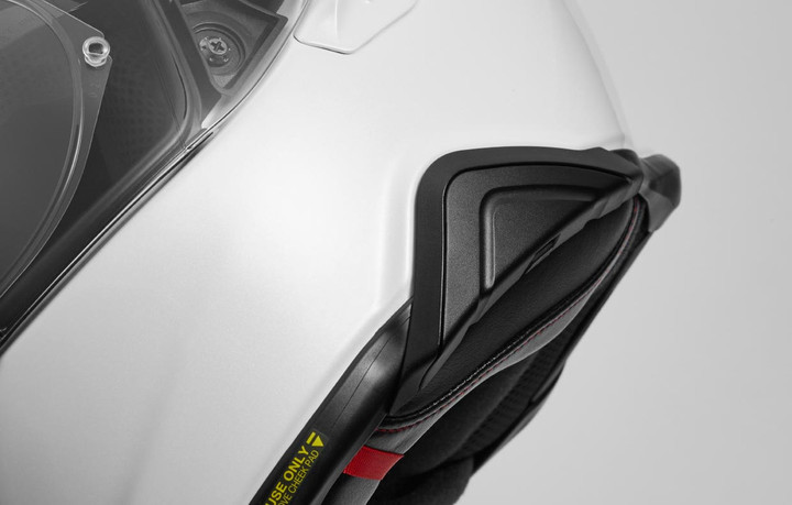 Bcom_attachmentshoei_0301